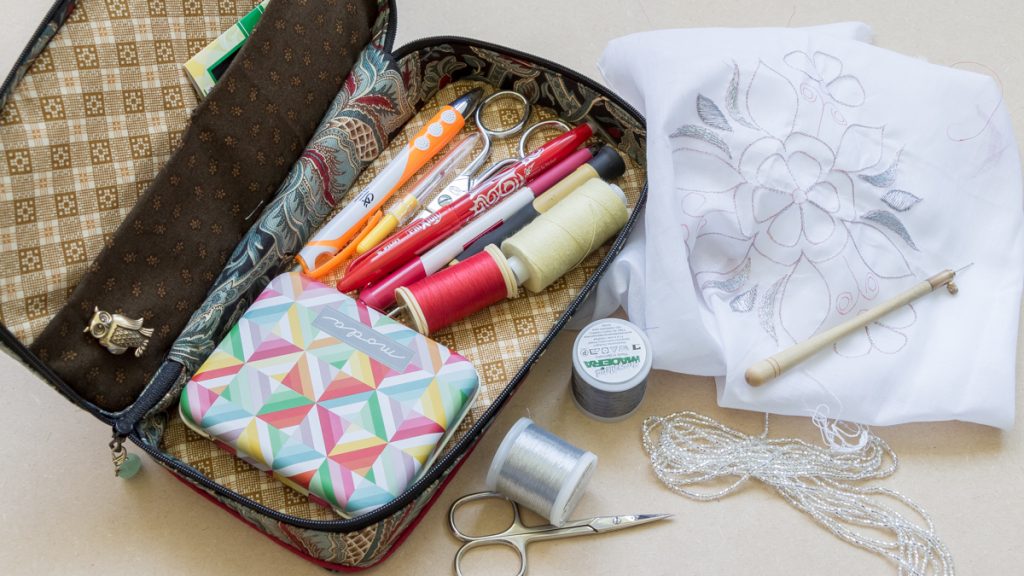 trousse de brodeuse