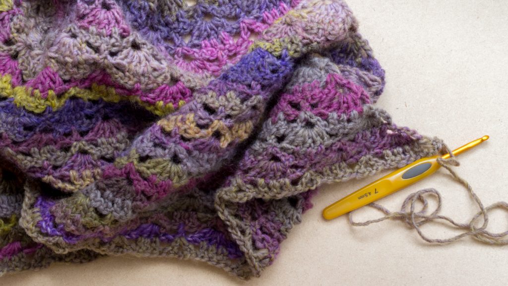 Châle au crochet southBayII